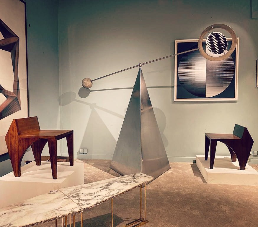 Référence Paris à la galerie HGdesigngallery